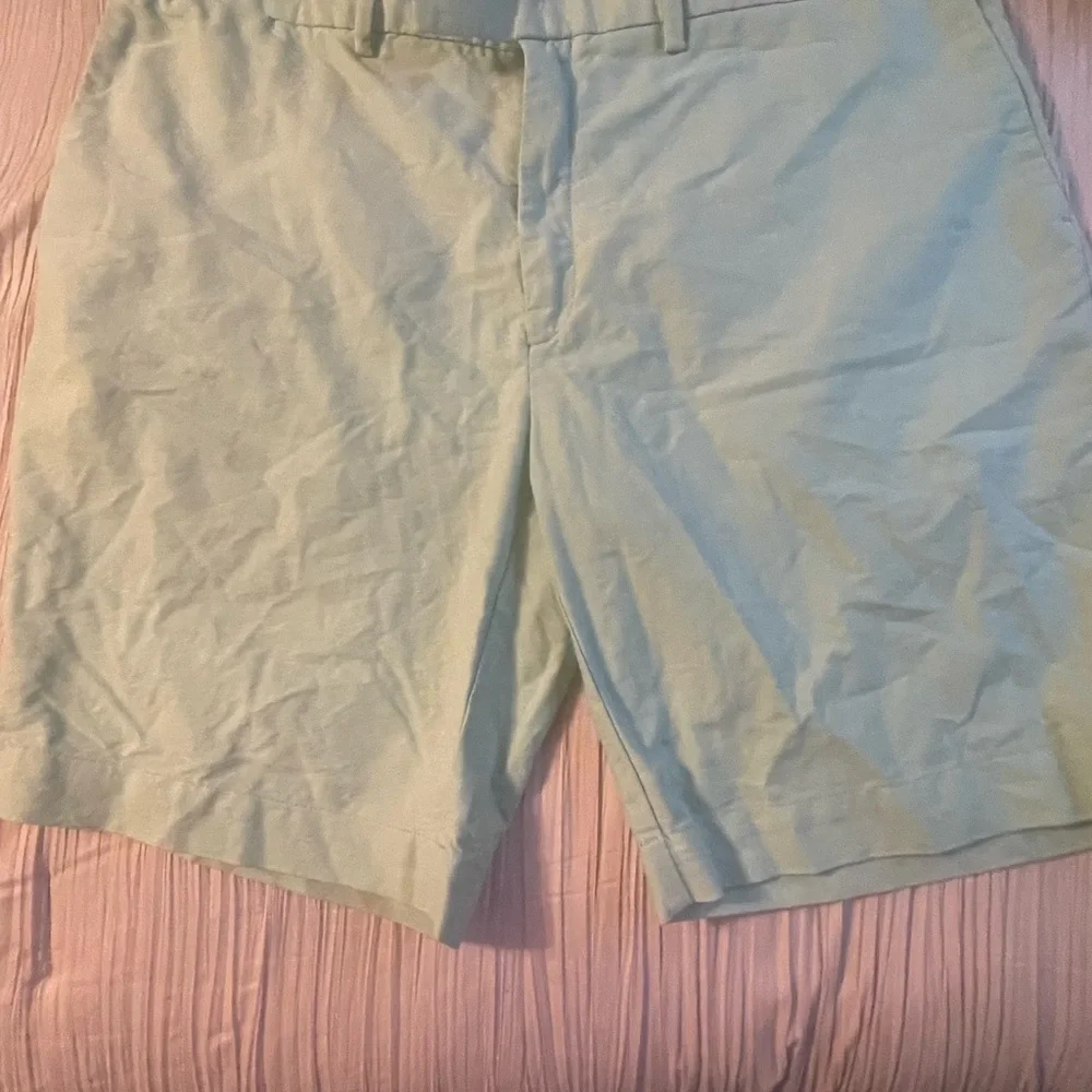 Polo Ralph Lauren mint green flat front cotton shorts 10 inch‎ inseam size 40